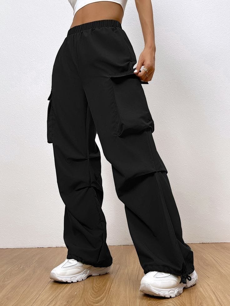 Black cargo pant for women